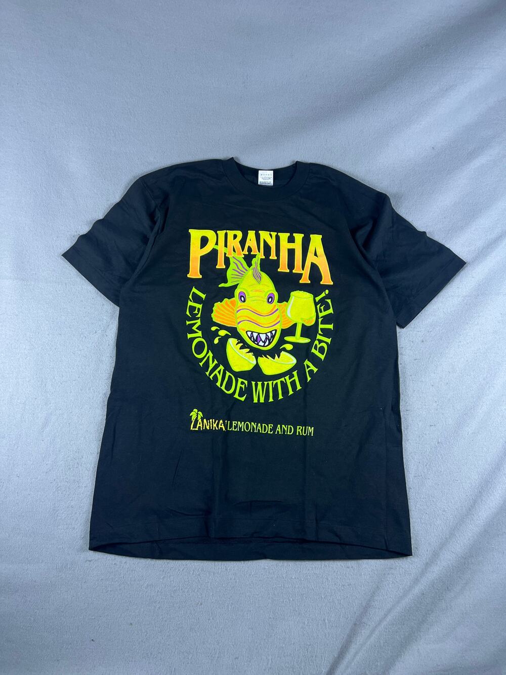 Vintage Zanika Piranha Lemonade Rum T-Shirt Mens L Black Crew Neck Graphics Tee